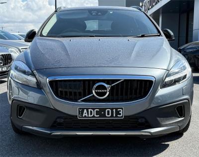 2017 Volvo V40 Cross Country T4 Momentum Hatchback M Series MY17 for sale in Melbourne - North West